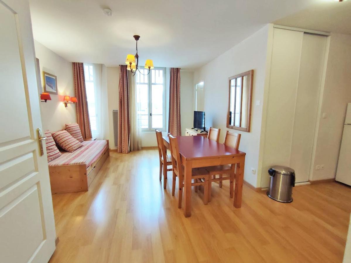 Evasion, T3, Centre Luchon, Wifi, Casier A Skis, Ascenseur, 6 Personnes Bagnères-de-Luchon Kültér fotó