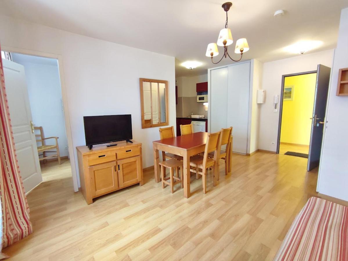 Evasion, T3, Centre Luchon, Wifi, Casier A Skis, Ascenseur, 6 Personnes Bagnères-de-Luchon Kültér fotó
